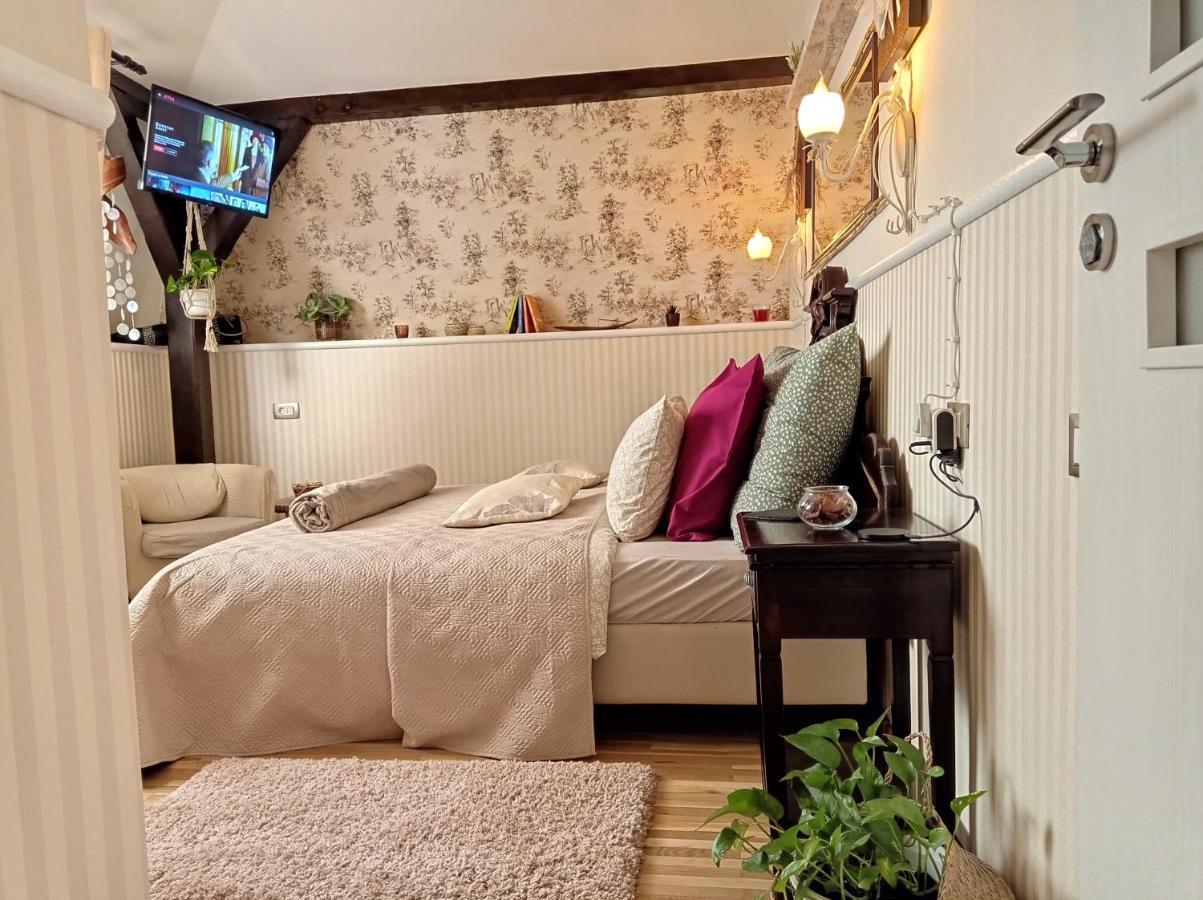 Urban Zen Den 2 Room Condo Bucureşti Exterior foto