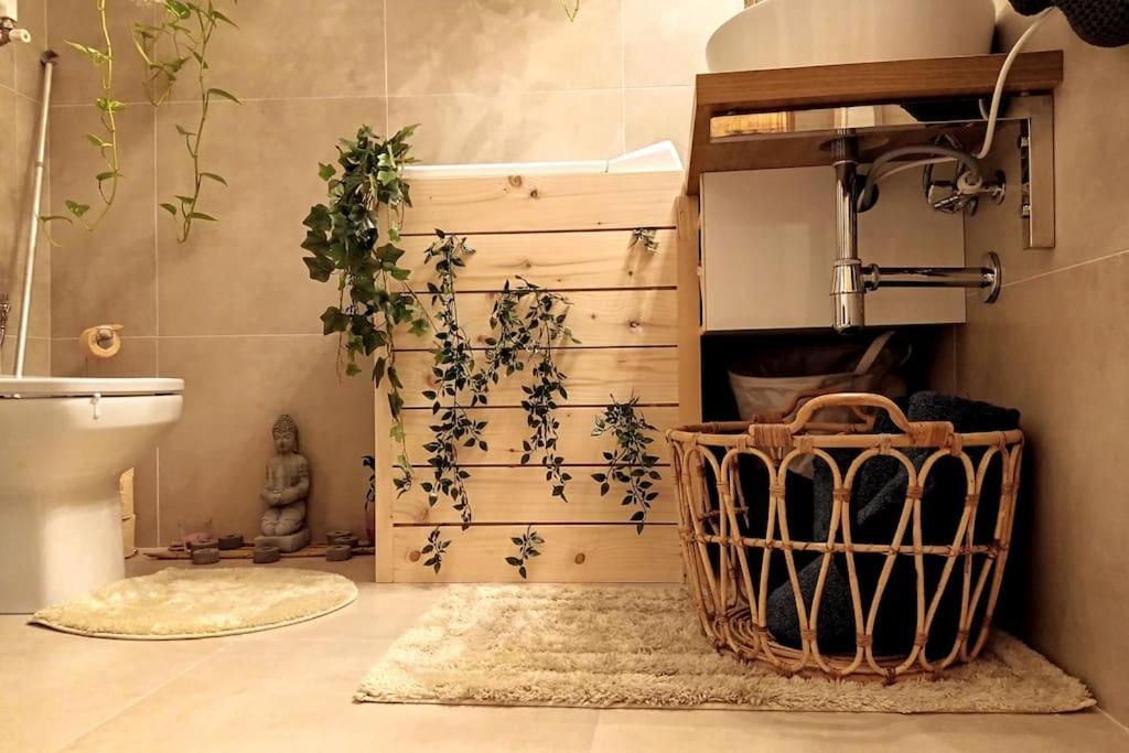 Urban Zen Den 2 Room Condo Bucureşti Exterior foto