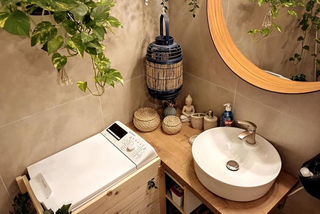Urban Zen Den 2 Room Condo Bucureşti Exterior foto