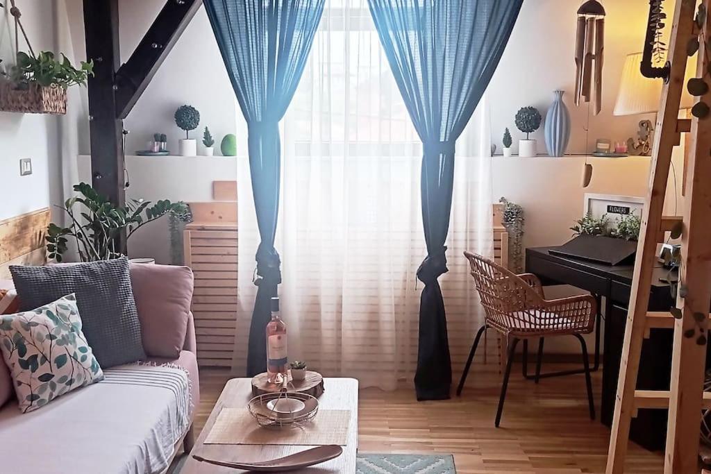Urban Zen Den 2 Room Condo Bucureşti Exterior foto